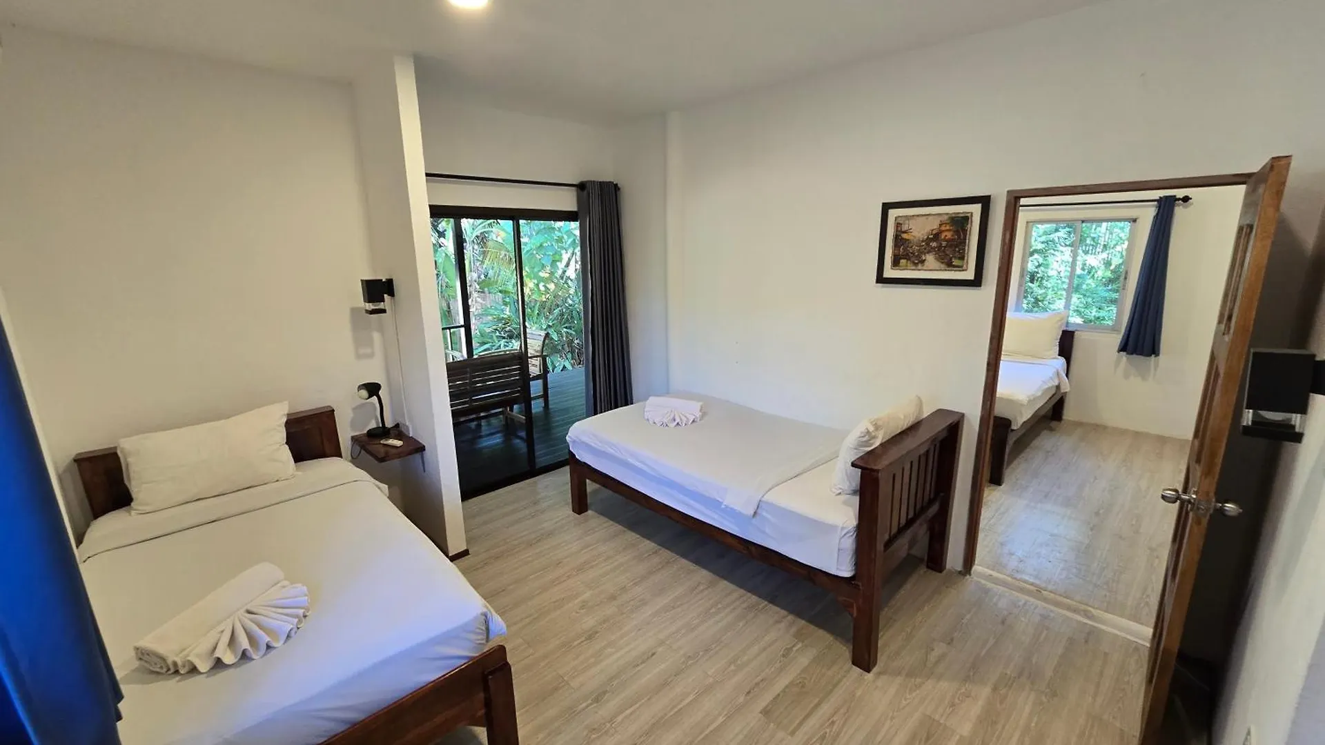 The Blue Gecko Hotel Ko Lanta Üdülőközpont