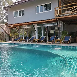 Bambie Boutique & Resort